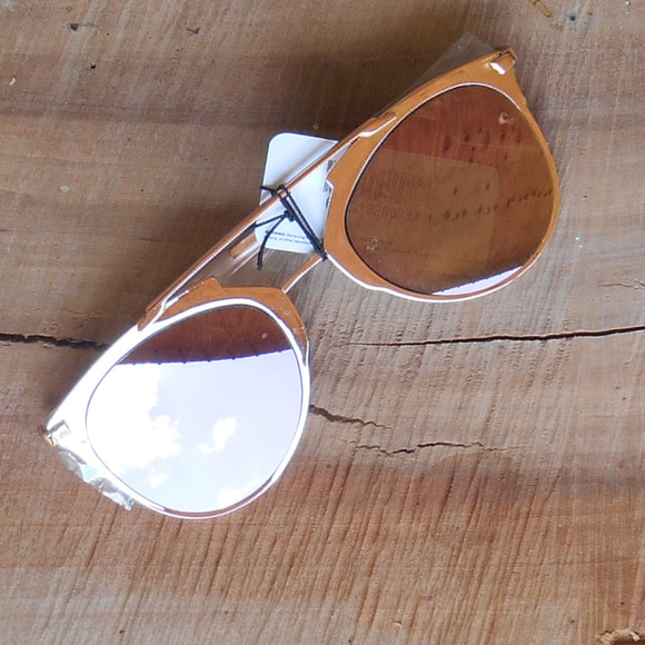 Rose Metal Sunglasses with Pink Metalic Lens - Picture 1 of 8